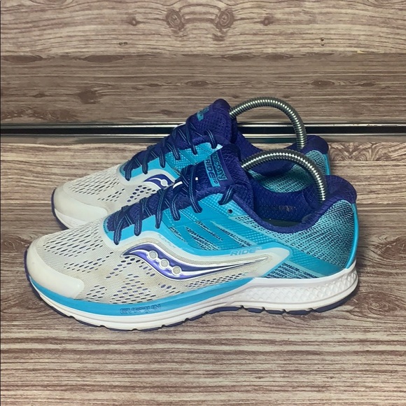 Saucony Shoes - Women’s Saucony Sz 8 Ride 10 Sneakers Gently Used
